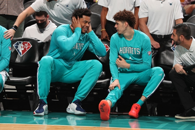 巅峰7000万欧！28岁阿图尔今晚战旧主巴萨 如今身价仅剩500万欧元.