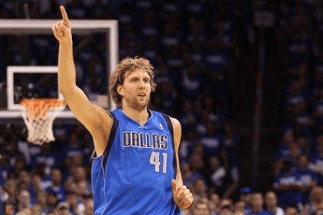 袁悦鏖战2-1戴伊 女网单打2024继续不败