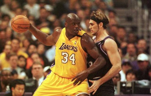 记者：切尔西拒绝了多特对丘库埃梅卡1500万镑的租借报价