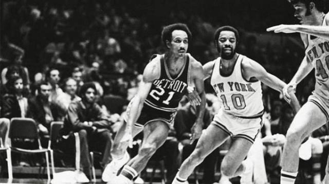 记者：切尔西拒绝了多特对丘库埃梅卡1500万镑的租借报价